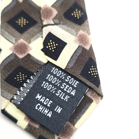 Giorgio Brutini Geometric Patterned Silk Tie - Black, Cream & Gray - Picture 7 of 7